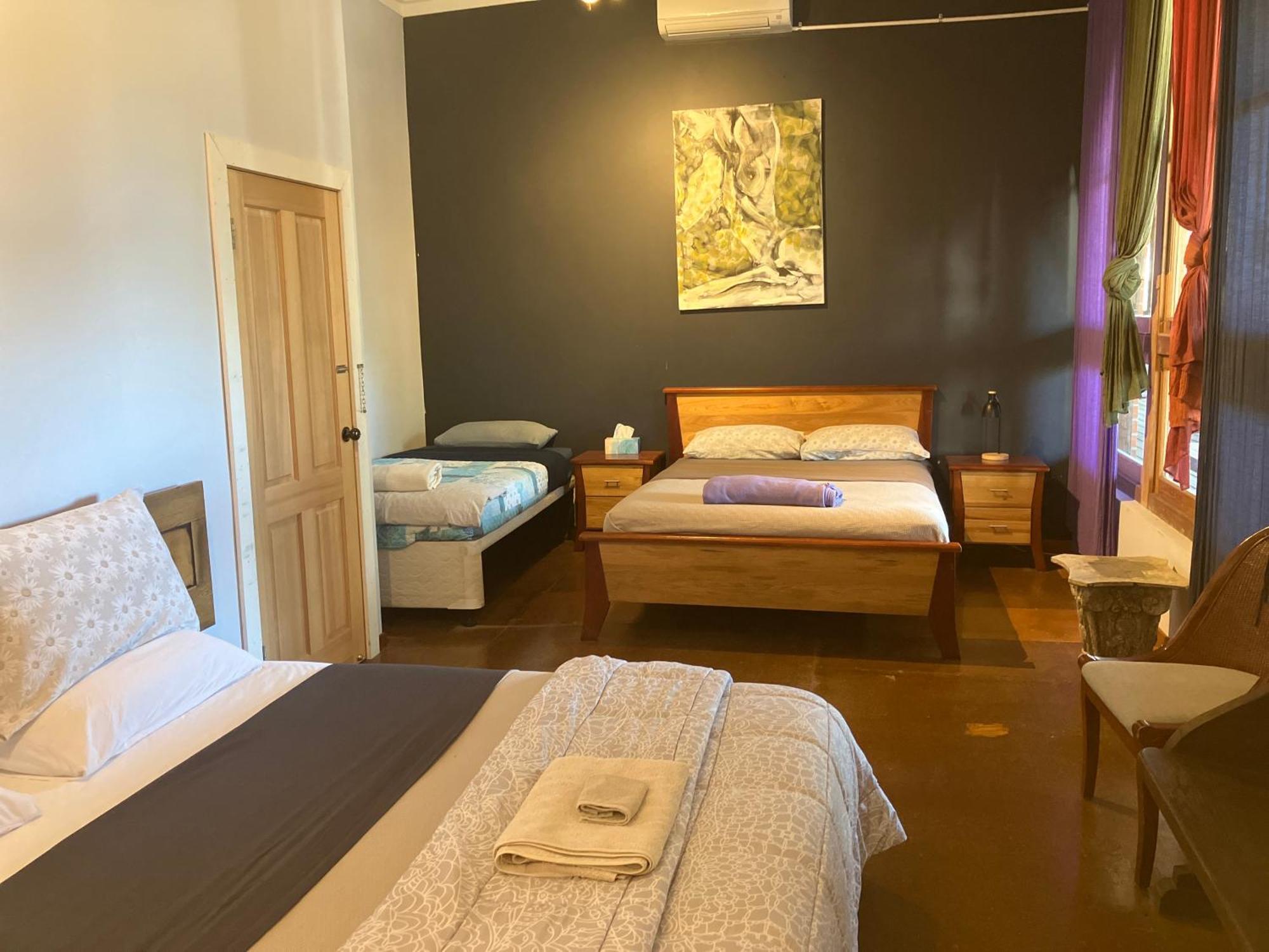 Potters Warehouse Apartment Белинген Екстериор снимка